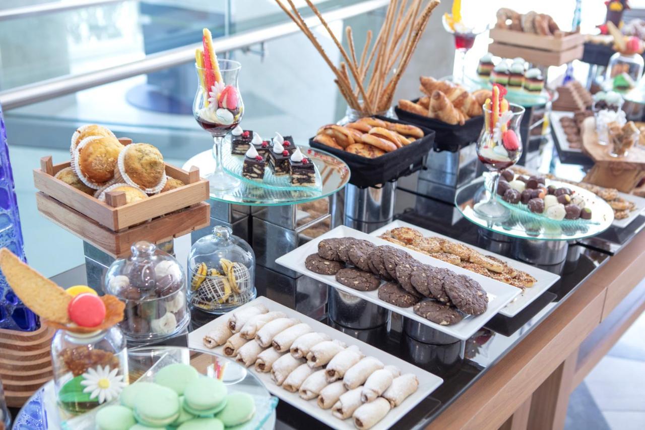 Doubletree By Hilton Istanbul Atasehir Hotel & Conference Centre Eksteriør bilde